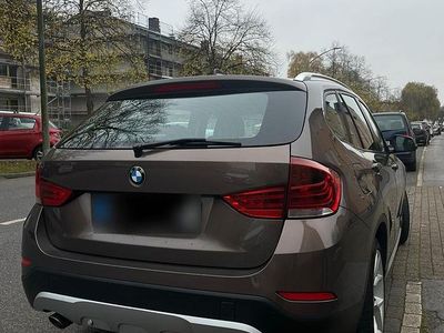 Gebraucht BMW X1 180 PS (132 kW) 2014 Braun SUV