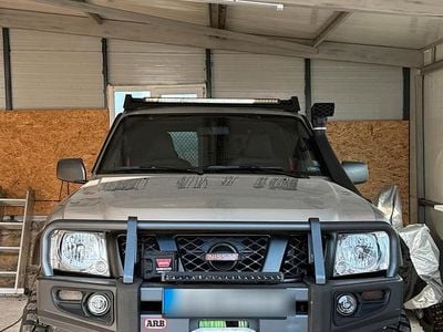 Grau Gebraucht 2020 Nissan Patrol SUV | 59.999 €