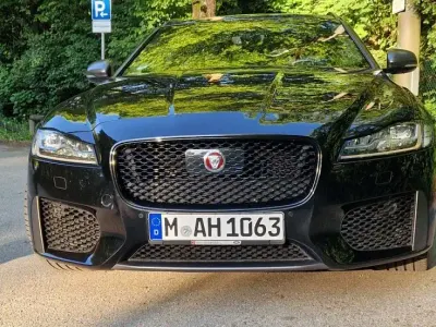 Gebraucht Jaguar XF Sportbrake 300 PS (220 kW) 2018 Schwarz Kombi