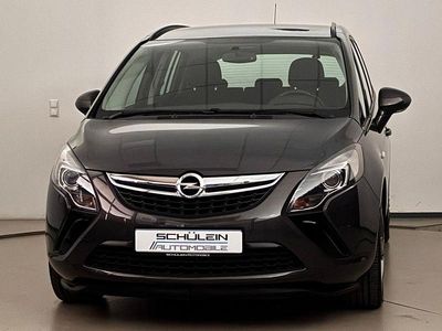 Second-hand Opel Zafira Edition 140 CP (102 kW) 2014 Gri Monovolum
