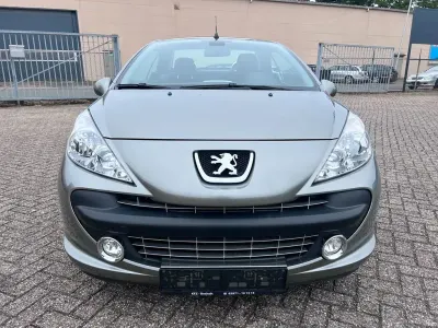 Gebraucht Peugeot 207 CC Sport 120 PS (88 kW) 2009 Grau Cabrio