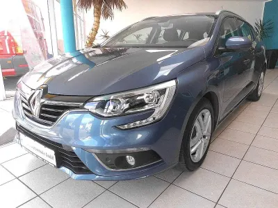 Gebraucht Renault Mégane Business 116 PS (85 kW) 2019 Blau Limousine