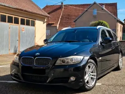 Gebraucht BMW 320 163 PS (119 kW) 2026 Schwarz Kombi