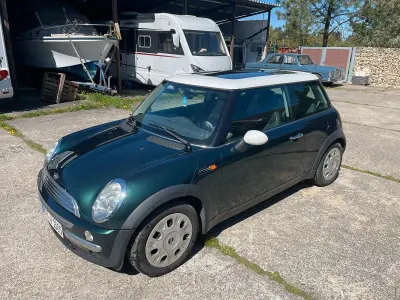 Usata Mini Cooper 116 CV (85 kW) 2003 Verde Utilitaria
