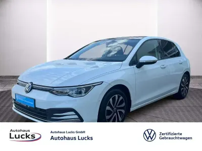 Gebraucht VW Golf VIII Active 150 PS (110 kW) 2022 Pure white Limousine