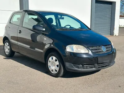 Second-hand VW Fox 54 CP (39 kW) 2007 Negru Hatchback