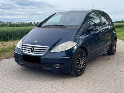 Mercedes A200