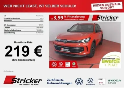 Gebraucht VW Tiguan Goal 150 PS (110 kW) 2025 Persimmon red metallic SUV