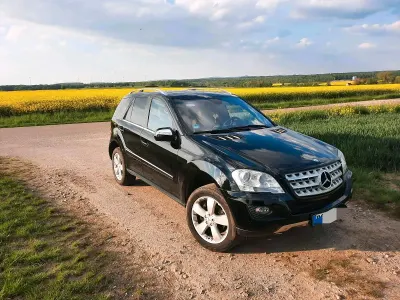 Gebraucht Mercedes ML320 224 PS (164 kW) 2009 Schwarz SUV