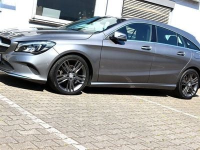 Mercedes CLA200