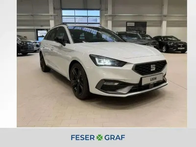 Nowe Seat Leon FR 150 KM (110 kW) 2025 Biały Kombi