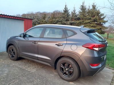 gebraucht Hyundai Tucson 2.0 CRDi 100kW Trend blue 2WD Trend