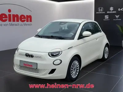 Gebraucht Fiat 500e Connect 86 kW (118 PS) 2023 Weiß Kleinwagen