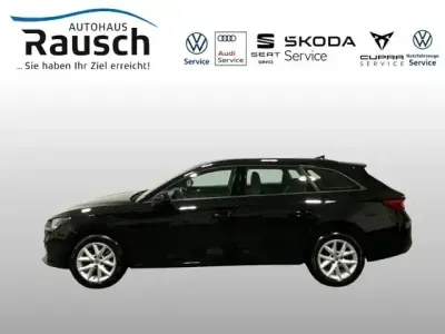 Gebraucht Seat Leon Style 116 PS (85 kW) 2022 Schwarz Limousine