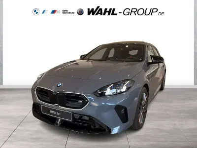 Neu BMW M135 Performance 300 PS (220 kW) 2025 Grau Kleinwagen