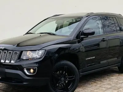 Gebraucht Jeep Compass 177 PS (130 kW) 2014 Schwarz SUV