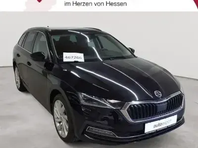 Gebraucht Skoda Octavia Style 150 PS (110 kW) 2022 Blackmagic perleffekt Kombi