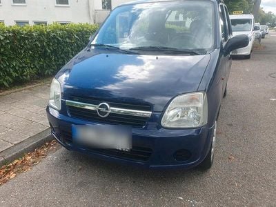 Opel Agila
