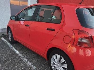 Gebraucht Toyota Yaris 64 PS (47 kW) 2007 Rot Kleinwagen