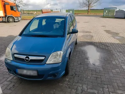 Usata Opel Meriva 90 CV (66 kW) 2006 Blu Monovolume