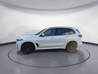 Neu BMW X5 M Sport 352 PS (258 kW) 2026 Weiß SUV