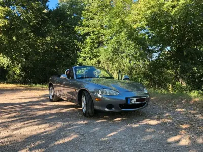 Gebraucht Mazda MX5 110 PS (80 kW) 2002 Grau Cabrio