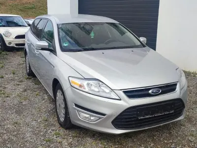 Gebraucht Ford Mondeo Business Edition 116 PS (85 kW) 2014 Silber Kombi
