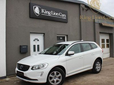 White solid ice white / so Gebraucht 2015 Volvo XC60 Momentum SUV | 14.480 € (Fairer Preis)