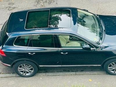 Blau Gebraucht 2016 VW Touareg SUV | 22.500 € (Fairer Preis)