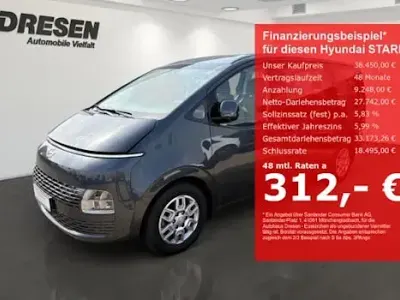 Gebraucht Hyundai Staria Trend 177 PS (130 kW) 2024 Grau Van / Kleinbus
