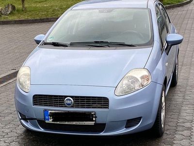 Usata Fiat Punto Dynamic 75 CV (55 kW) 2006 Blu Utilitaria