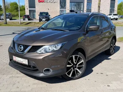 Gebraucht Nissan Qashqai 360º 131 PS (96 kW) 2017 Braun SUV