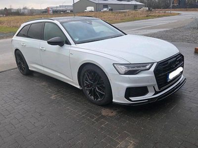 Gebraucht Audi A6 Black Edition 367 PS (269 kW) 2022 Weiß Kombi