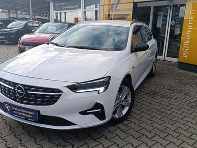 Schneeweiß Gebraucht 2021 Opel Insignia Kombi | 22.990 € (Guter Preis)