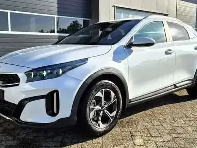 Neu Kia XCeed 116 PS (85 kW) 2025 Verschiedene farben SUV