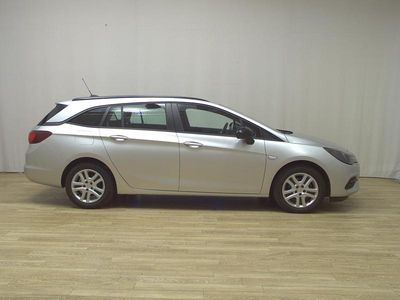 Second-hand Opel Astra Edition 122 CP (89 kW) 2021 Argintiu Break