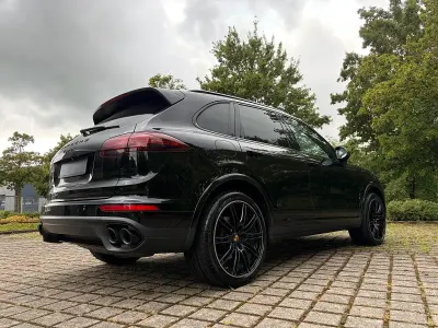 Gebraucht Porsche Cayenne Diesel 385 PS (283 kW) 2015 Schwarz SUV