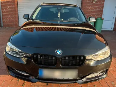 Gebraucht BMW 320 Sport Line 184 PS (135 kW) 2014 Schwarz Kombi