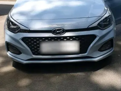 Gebraucht Hyundai i20 Active 84 PS (61 kW) 2019 Grau Kleinwagen