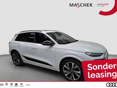 Gebraucht Audi SQ6 e-tron Sport 359 kW (489 PS) 2024 Gletscherweiss metallic SUV