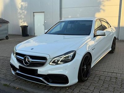 Gebraucht Mercedes E63S AMG AMG 585 PS (430 kW) 2013 Weiß Limousine