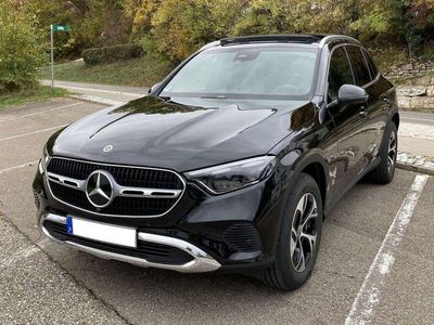 gebraucht Mercedes GLC300e Leder+PANO+3D Snd+Memory+D.LIGHT+DTR+360°+AHK