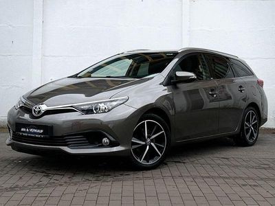 Second-hand Toyota Auris Touring Sports Edition-S 116 CP (85 kW) 2017 Gri Break