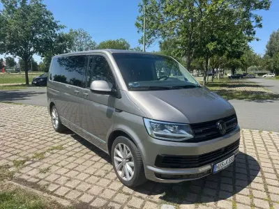 Gebraucht VW Multivan 204 PS (150 kW) 2016 Grau Van / Kleinbus