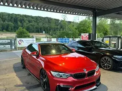Używany BMW M4 Sport Line 431 KM (317 kW) 2016 Czerwony Coupe