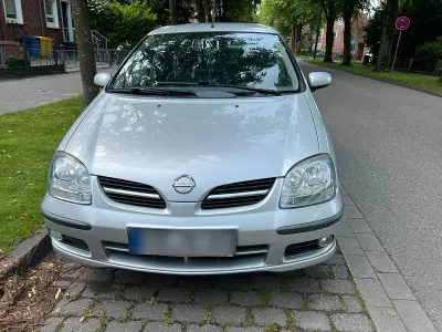 Gebraucht Nissan Almera Tino 116 PS (85 kW) 2004 Grau Van / Kleinbus