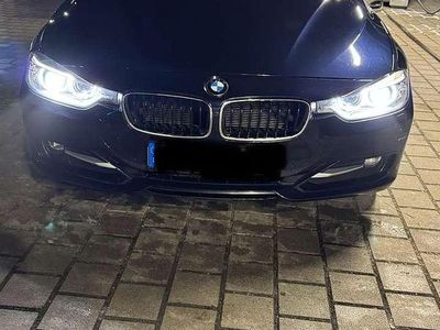 Blau Gebraucht 2014 BMW 318 Luxury Line Kombi | 11.990 € (Fairer Preis)