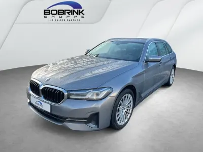Usata BMW 530 245 CV (180 kW) 2022 Grigio Station wagon