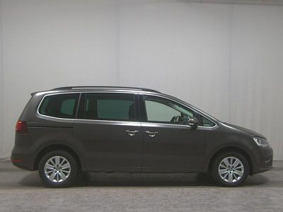 Usata VW Sharan Comfortline 150 CV (110 kW) 2019 Marrone Monovolume