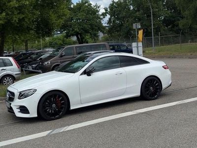 Gebraucht Mercedes E200 AMG line 197 PS (144 kW) 2020 Weiß Coupé
